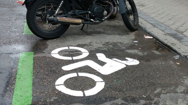 Zona estacionamiento motos en Madrid Central