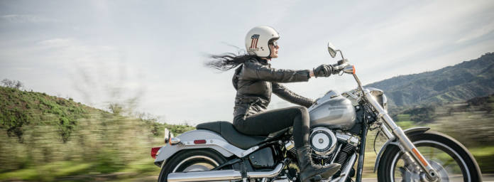 Mujeres hoy en moto