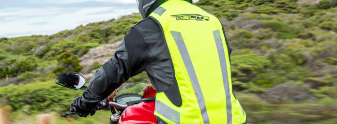 Prueba Chaleco Helite Turtle 2 HI-VIS de Masmoto.es