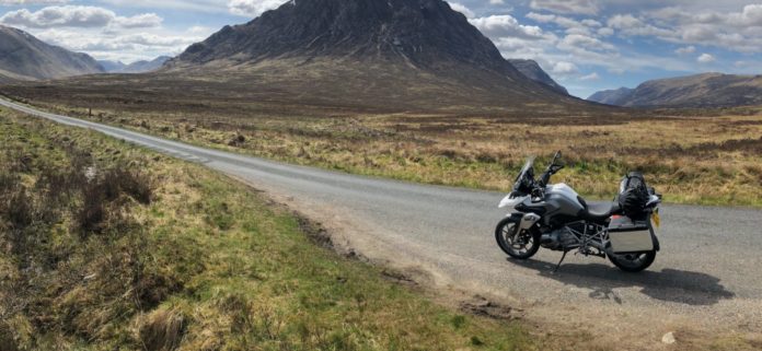 Las mejores maletas para viajar en moto en masmoto.es